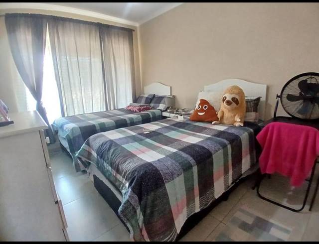 3 BEDROOM APARTMENT FOR SALE IN NEW REDRUTH